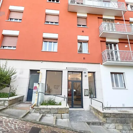 Cappello 9 Tirabora Short Rent Апартаменти