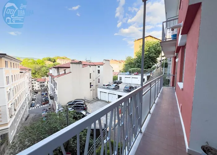 Cappello 9 Tirabora Short Rent *