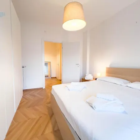 Cappello 9 Tirabora Short Rent *