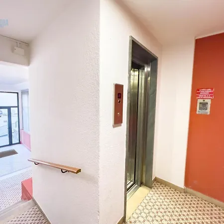 Cappello 9 Tirabora Short Rent * Trieste