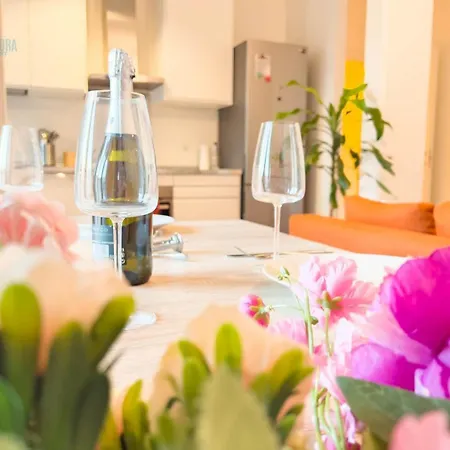 Cappello 9 Tirabora Short Rent Daire *