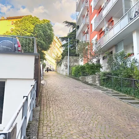 Cappello 9 Tirabora Short Rent Lejlighed Trieste