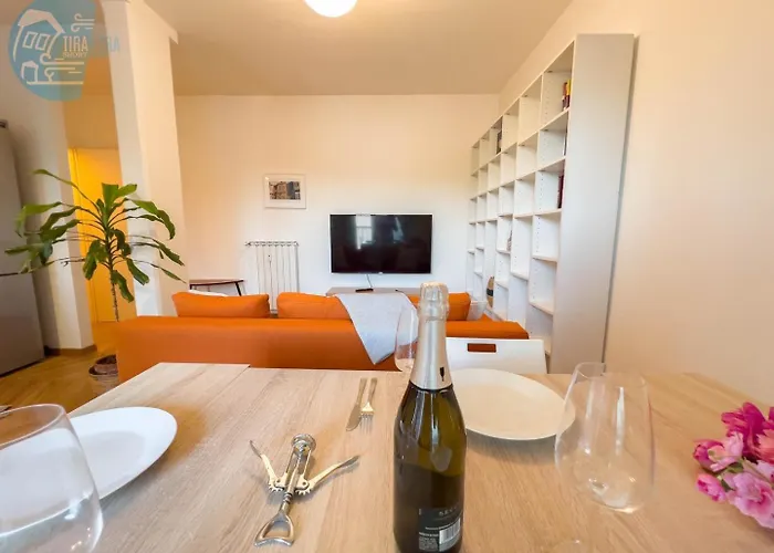 Cappello 9 Tirabora Short Rent Apartment