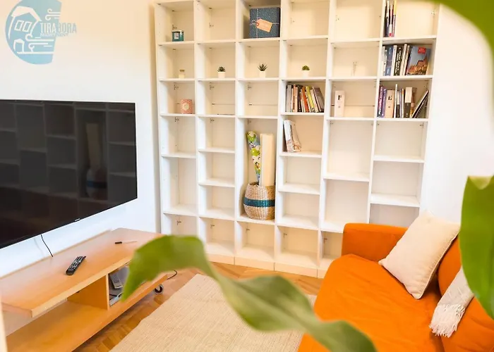 Apartment Cappello 9 Tirabora Short Rent